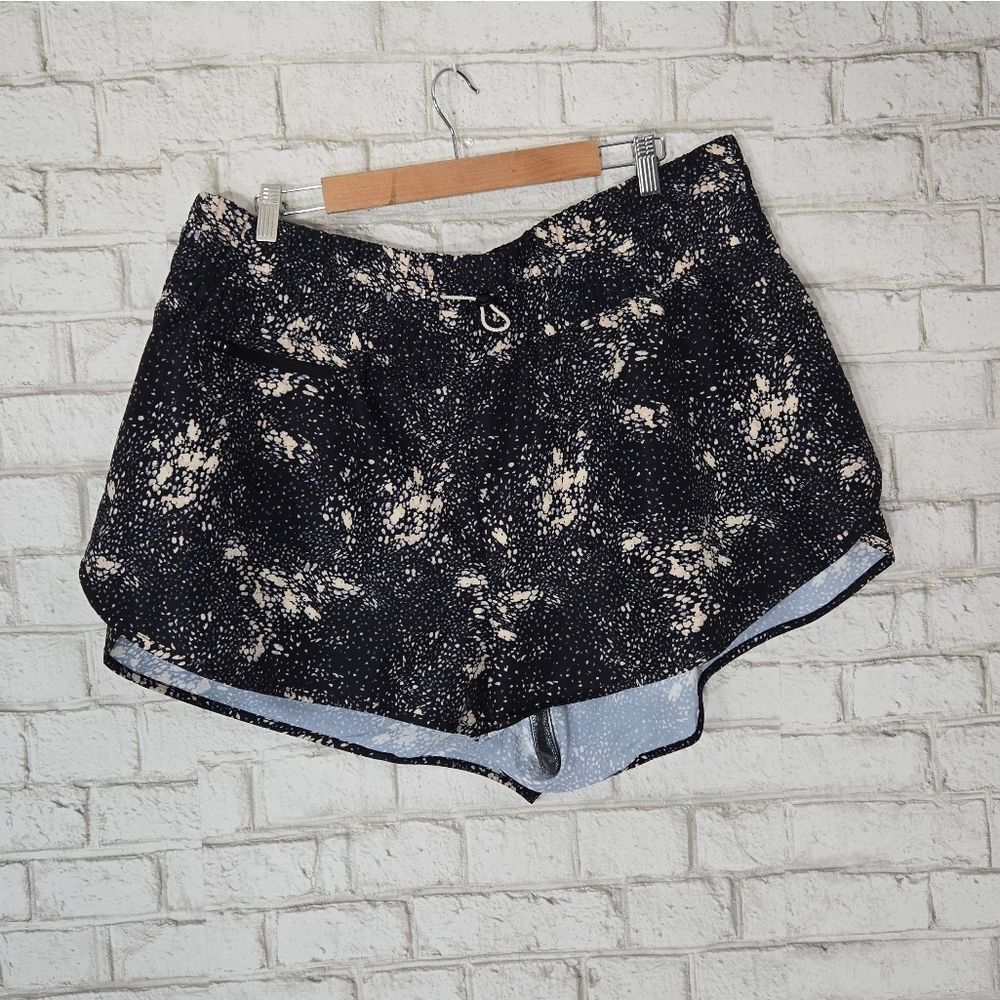 Old Navy Active athletic shorts